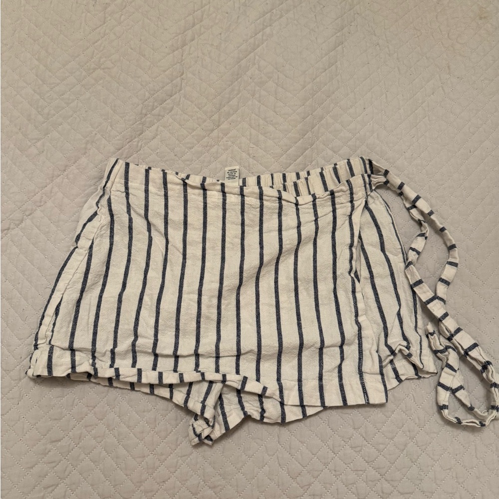 Strip skort